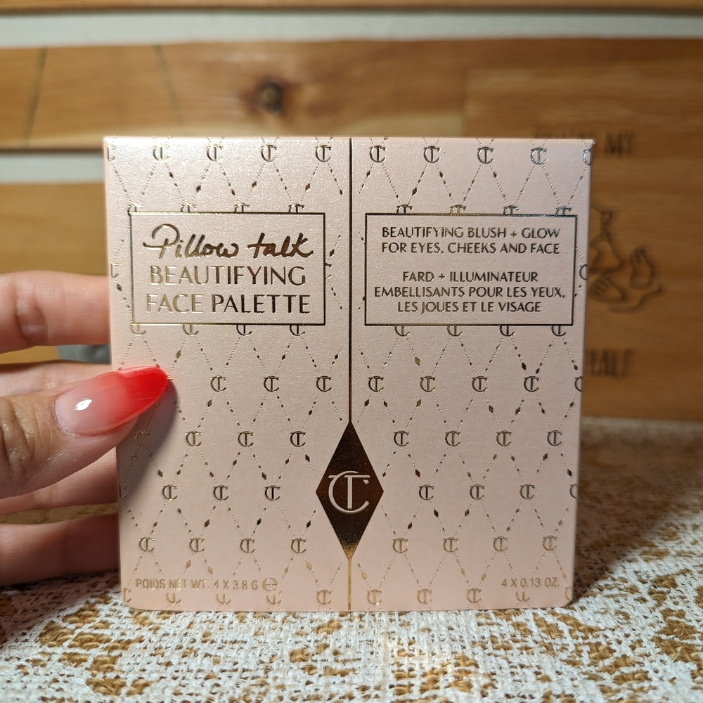 Pillow talk beautifying face palette